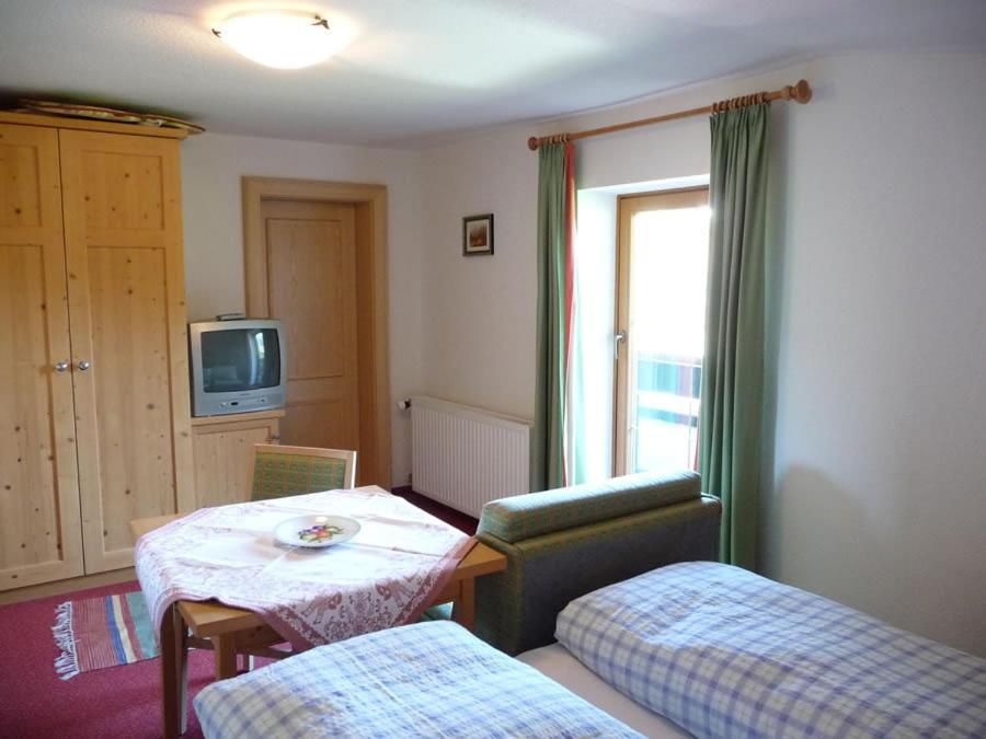 Gasthof Alpenblick Hotell Hirschegg  Rom bilde